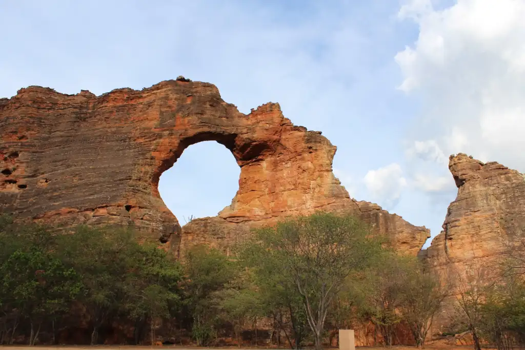 serra da capivara destinos para acampar